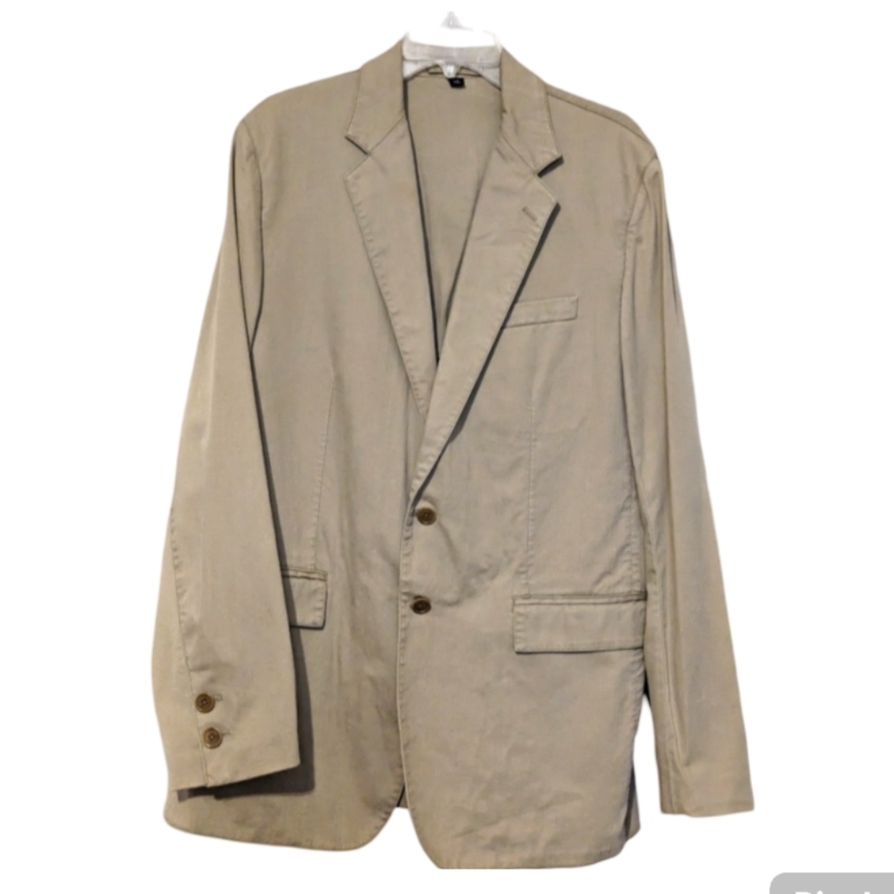 Tommy Hilfiger Blazer. Heavy weight. EUC. Size: Large